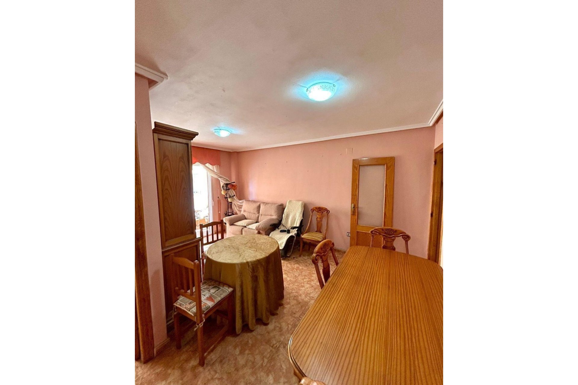 Resale - Apartamento -
Torrevieja - Playa del Cura