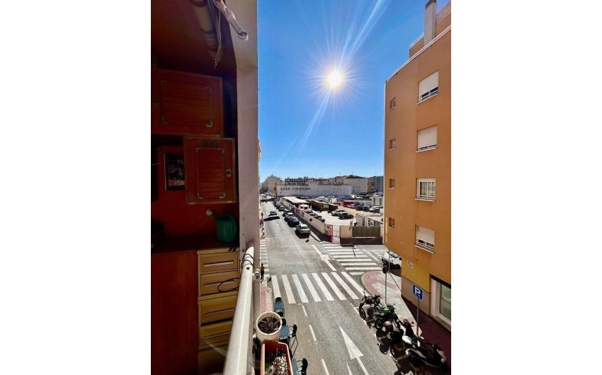 Resale - Apartamento -
Torrevieja - Playa del Cura