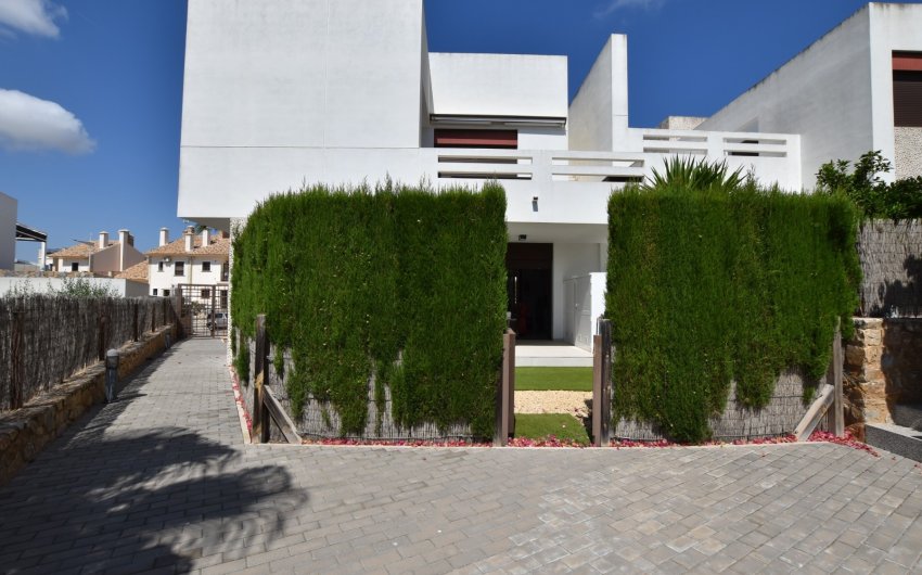 Resale - Apartment -
Algorfa - La finca Golf