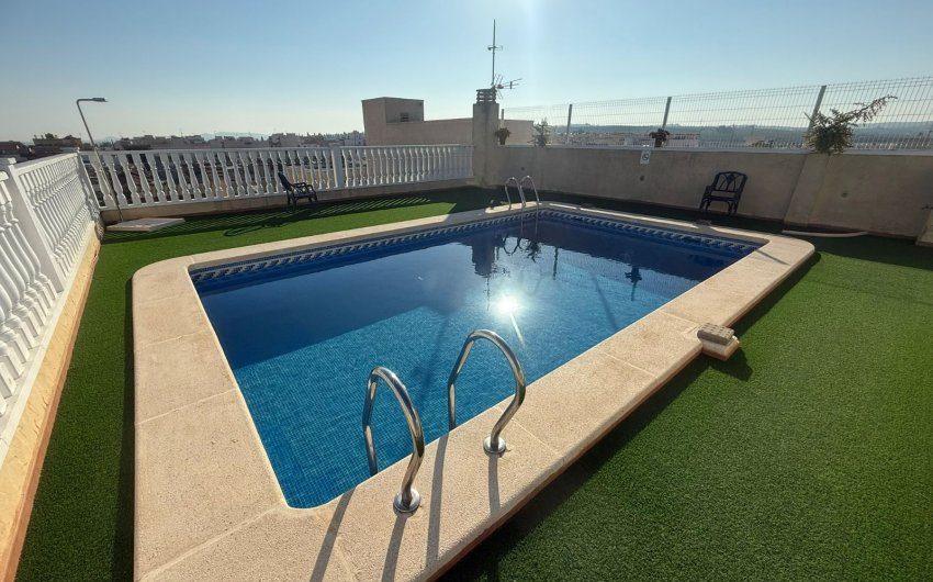 Resale - Apartment -
Algorfa