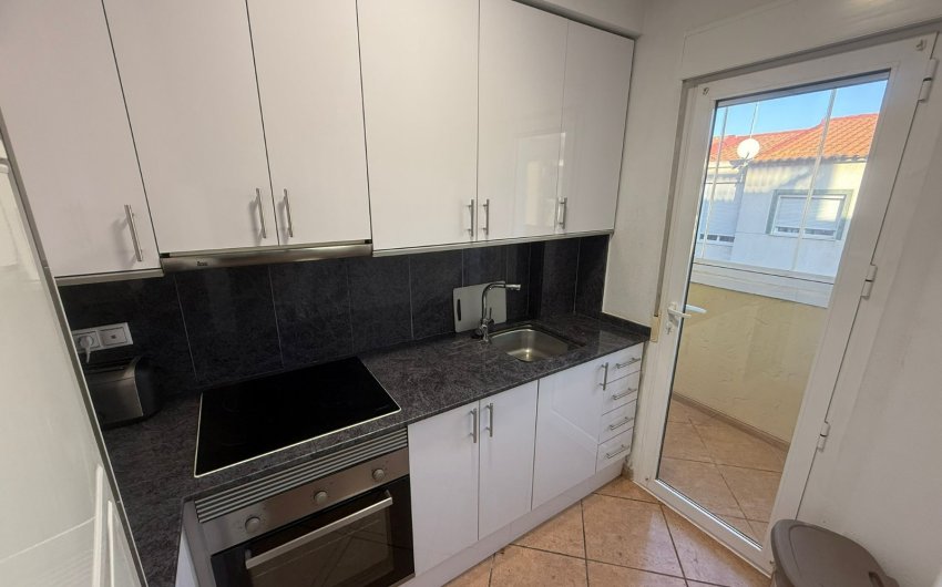 Resale - Apartment -
Algorfa