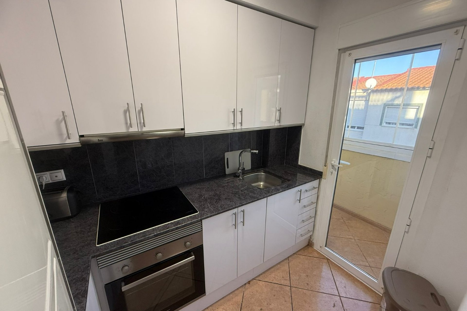 Resale - Apartment -
Algorfa