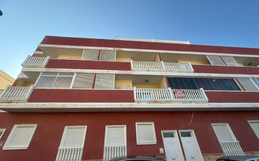 Resale - Apartment -
Algorfa