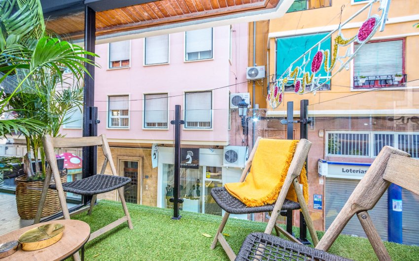 Resale - Apartment -
Alicante - Alicante centro