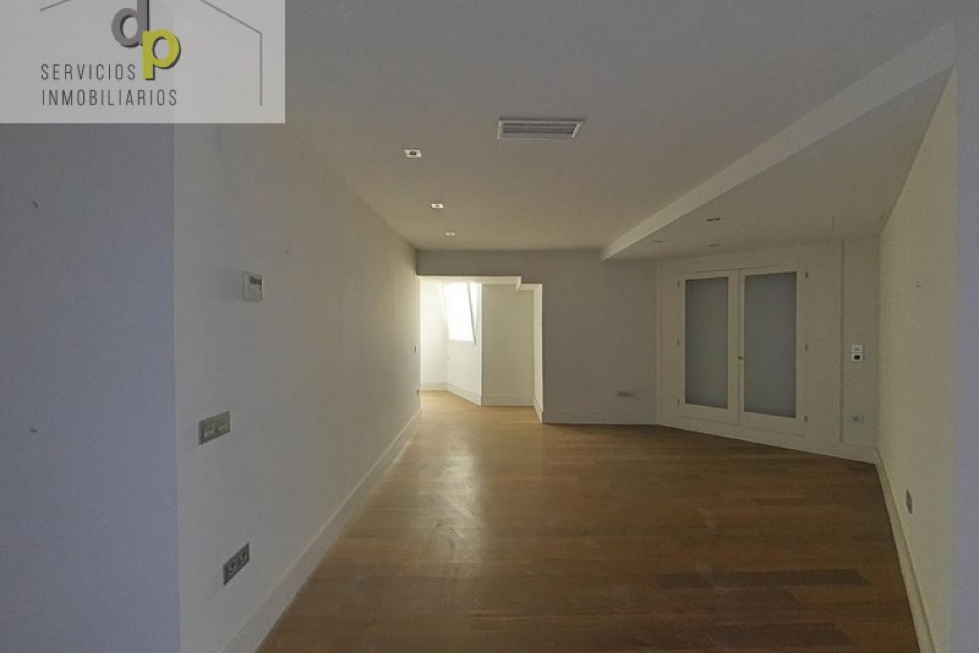 Resale - Apartment -
Alicante - Center