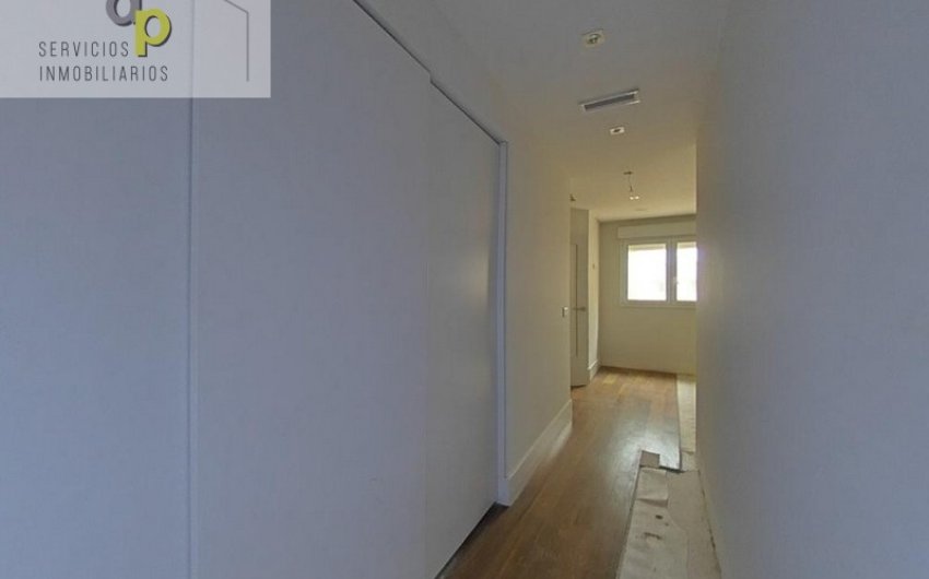 Resale - Apartment -
Alicante - Center