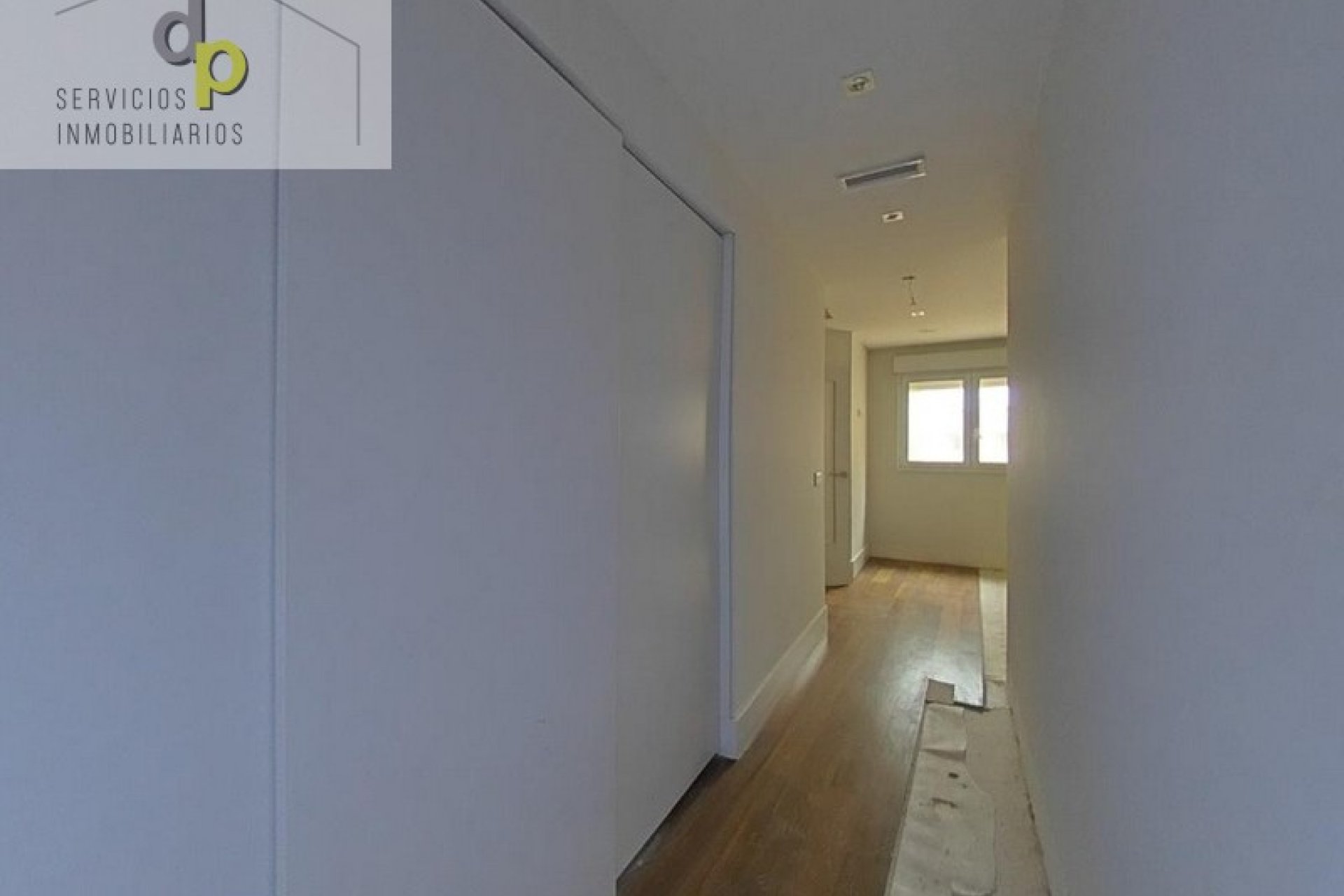 Resale - Apartment -
Alicante - Center