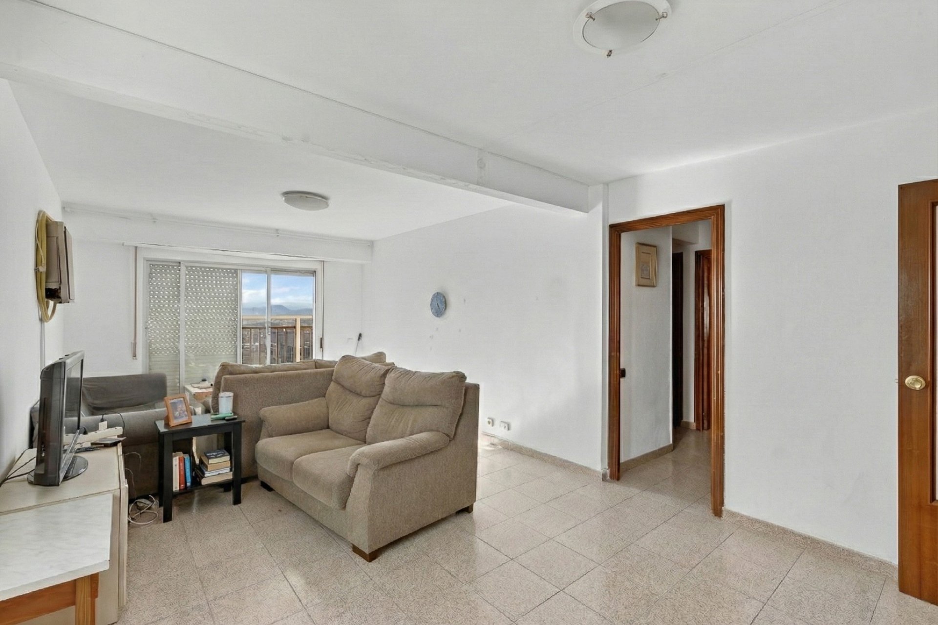 Resale - Apartment -
Alicante - Center