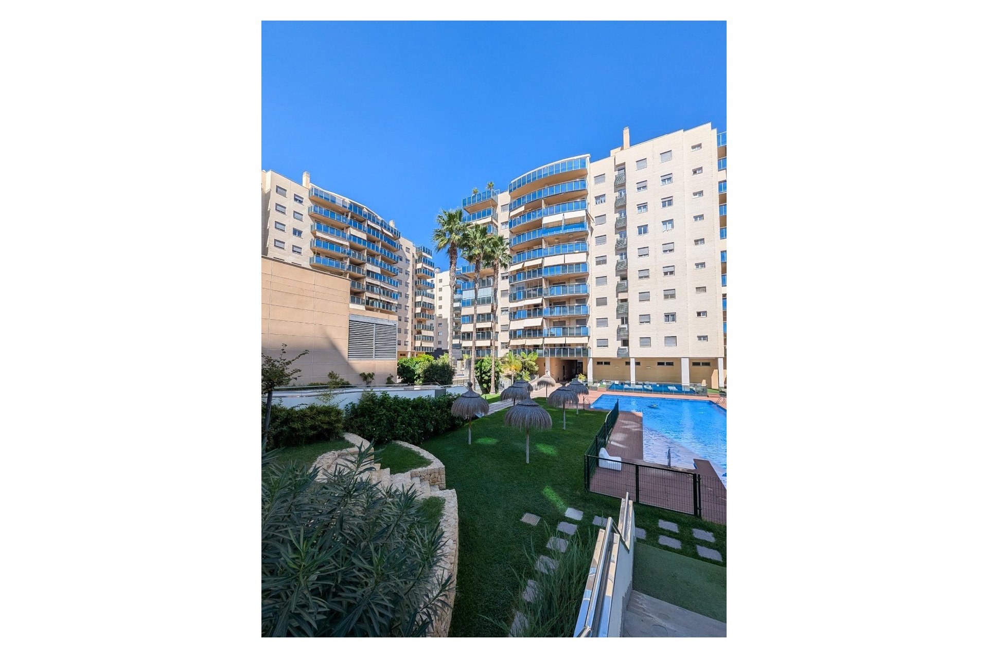 Resale - Apartment -
Alicante - El Campello