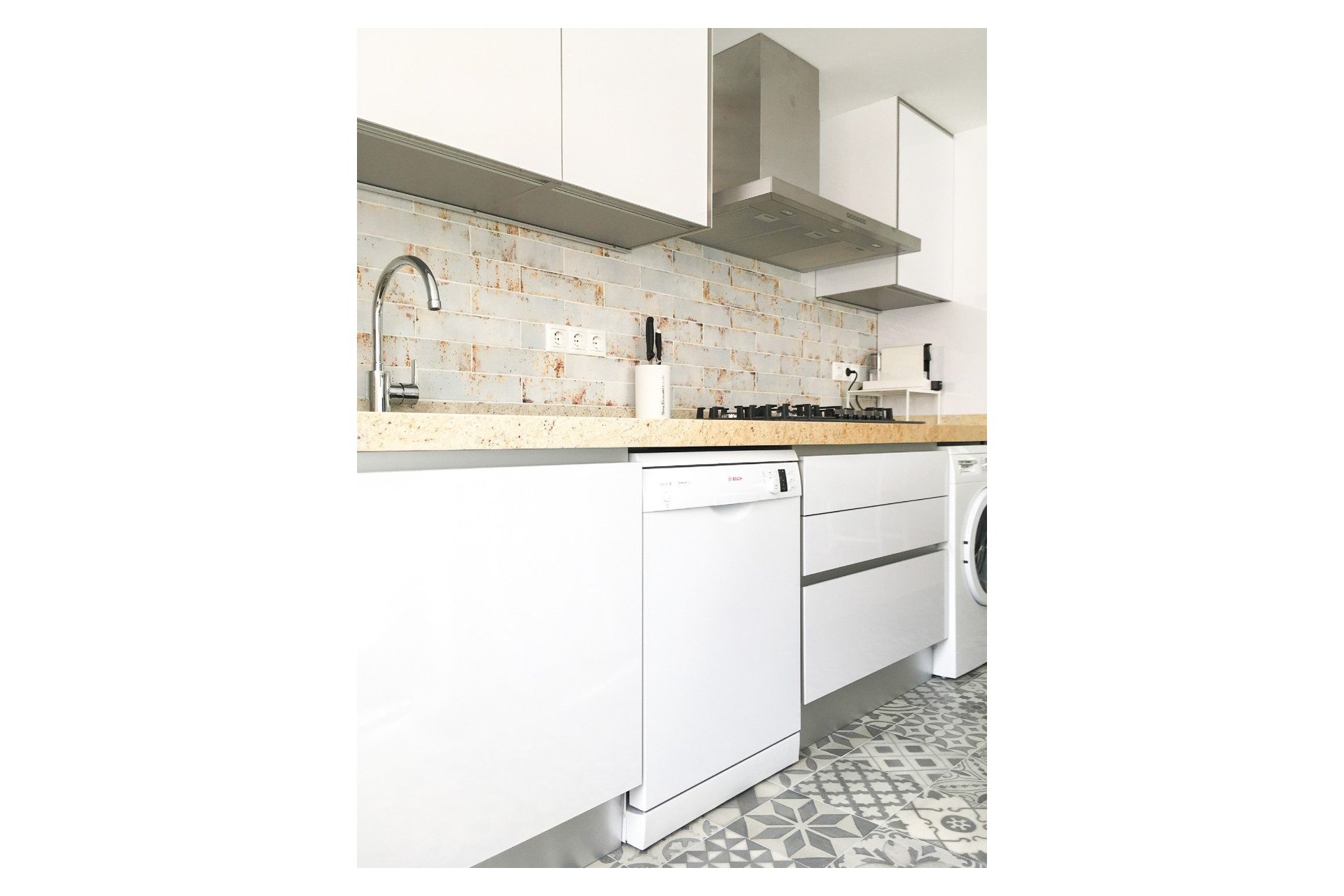 Resale - Apartment -
Alicante - Mercado