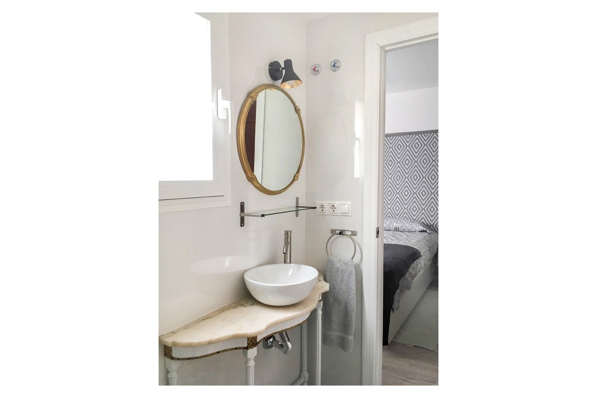 Resale - Apartment -
Alicante - Mercado