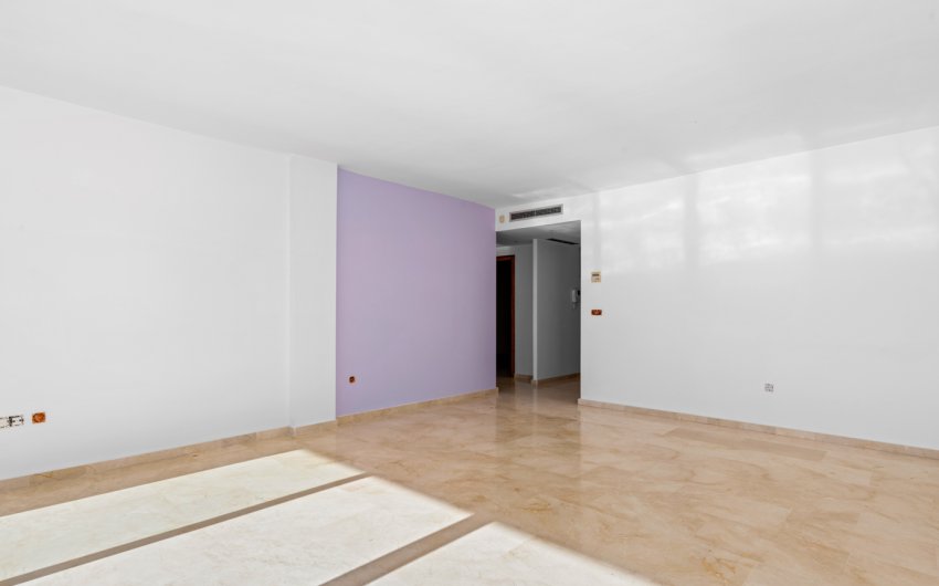 Resale - Apartment -
Altea