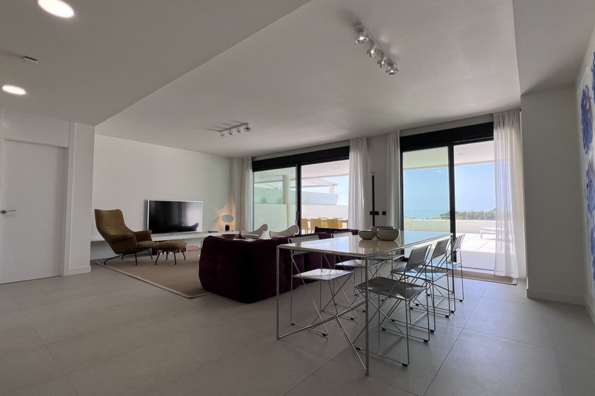 Resale - Apartment -
Altos de los Monteros - Inland