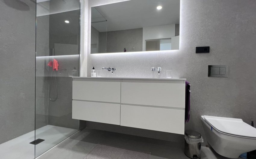 Resale - Apartment -
Altos de los Monteros - Inland