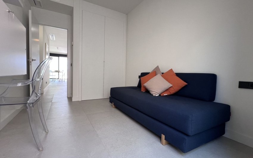 Resale - Apartment -
Altos de los Monteros - Inland
