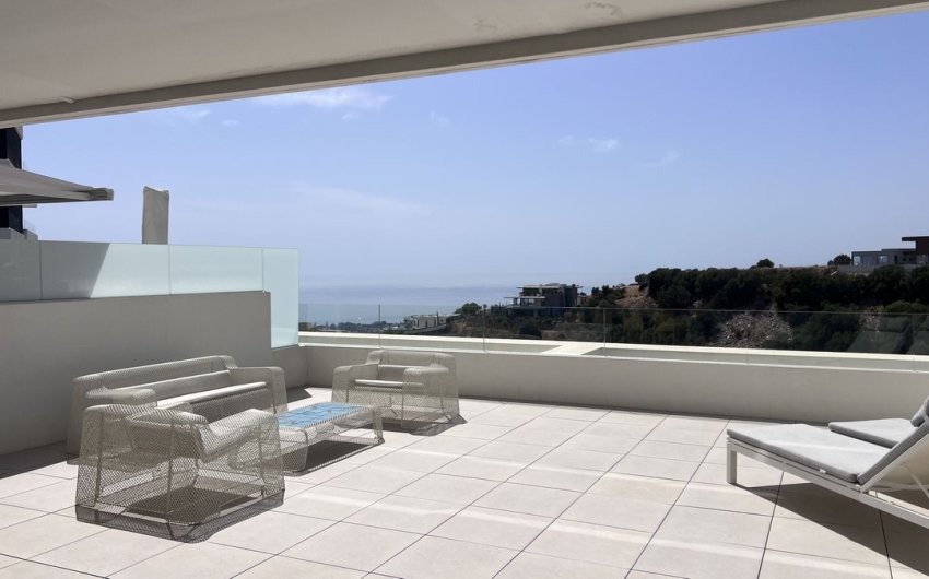 Resale - Apartment -
Altos de los Monteros - Inland