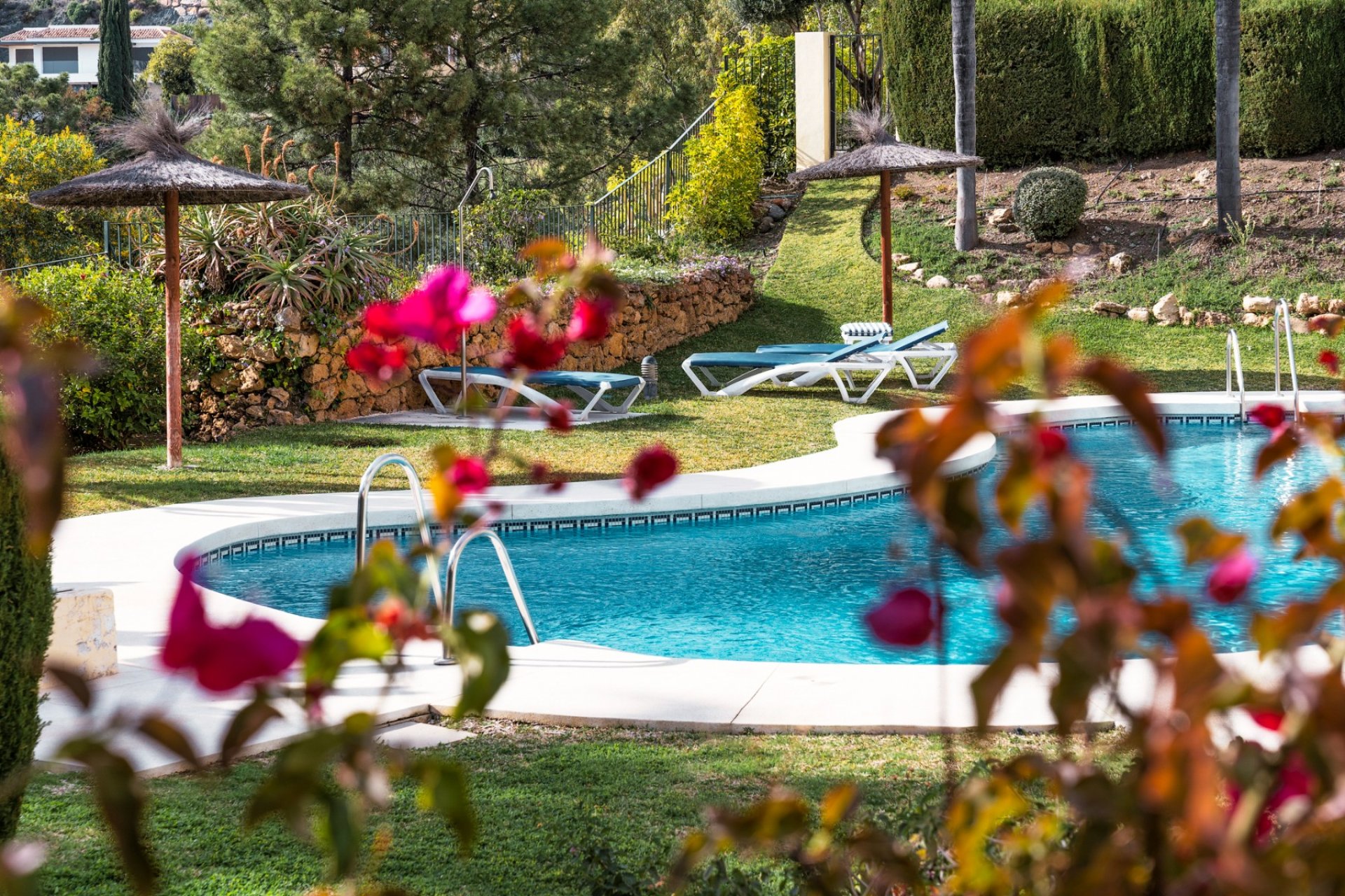 Resale - Apartment -
Benahavis - La Quinta