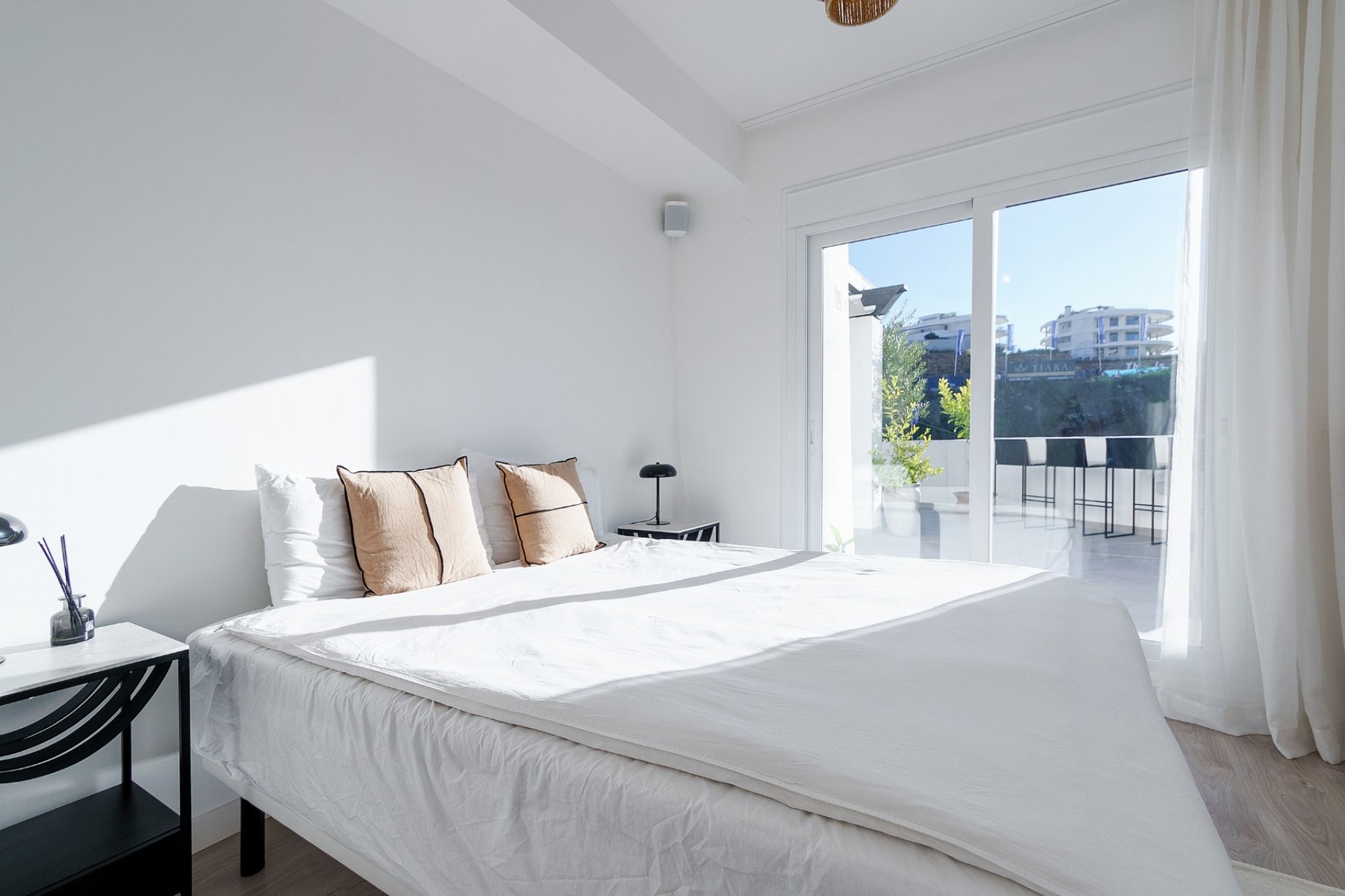 Resale - Apartment -
Benahavis - La Quinta