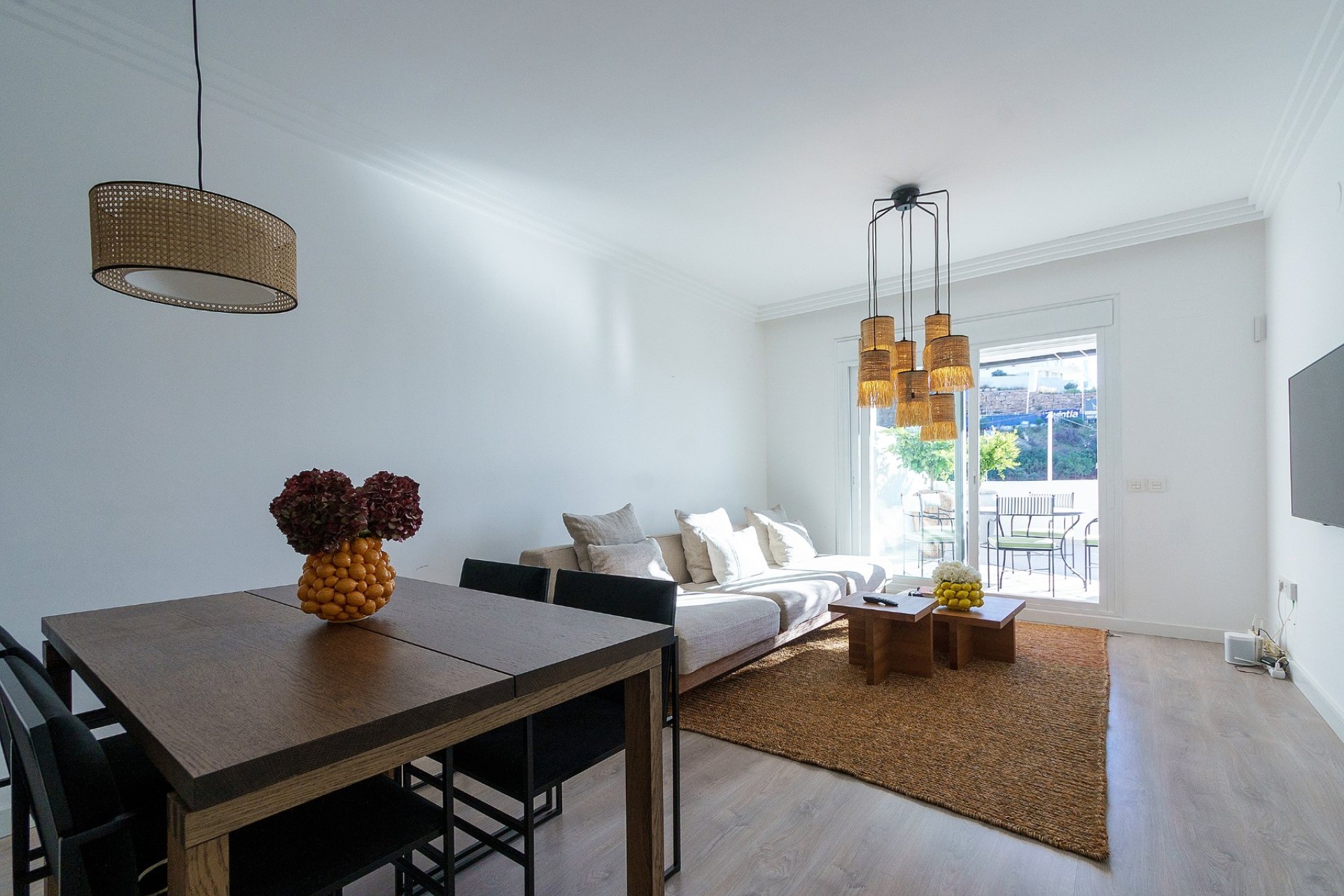 Resale - Apartment -
Benahavis - La Quinta