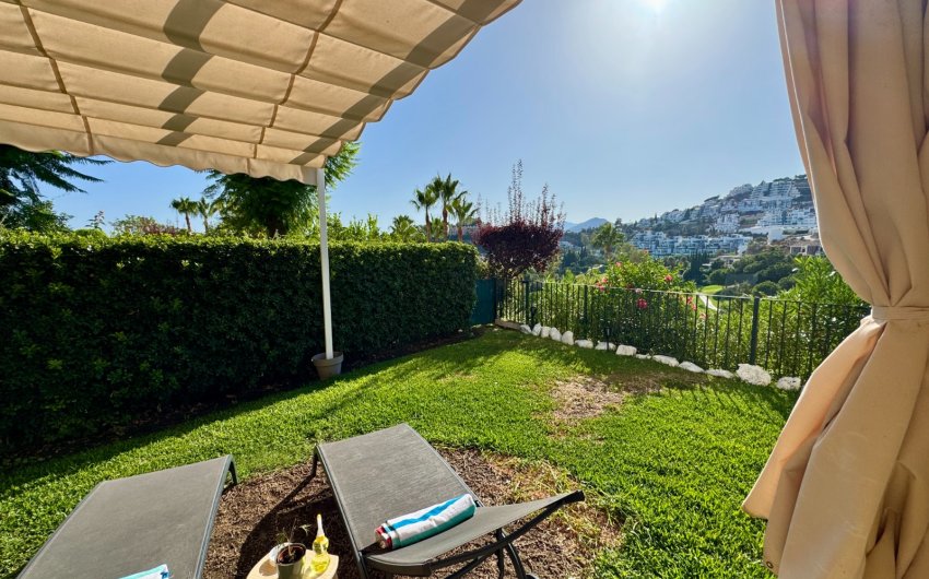 Resale - Apartment -
Benahavis - La Quinta