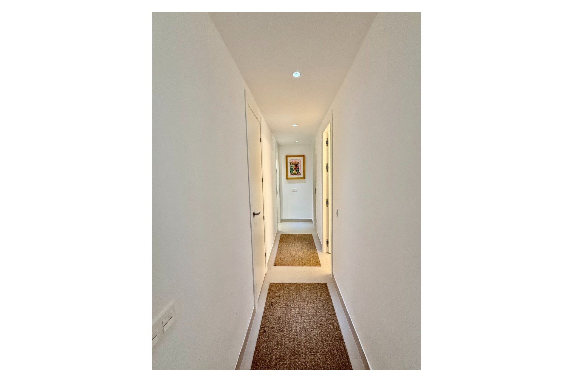 Resale - Apartment -
Benahavis - La Quinta