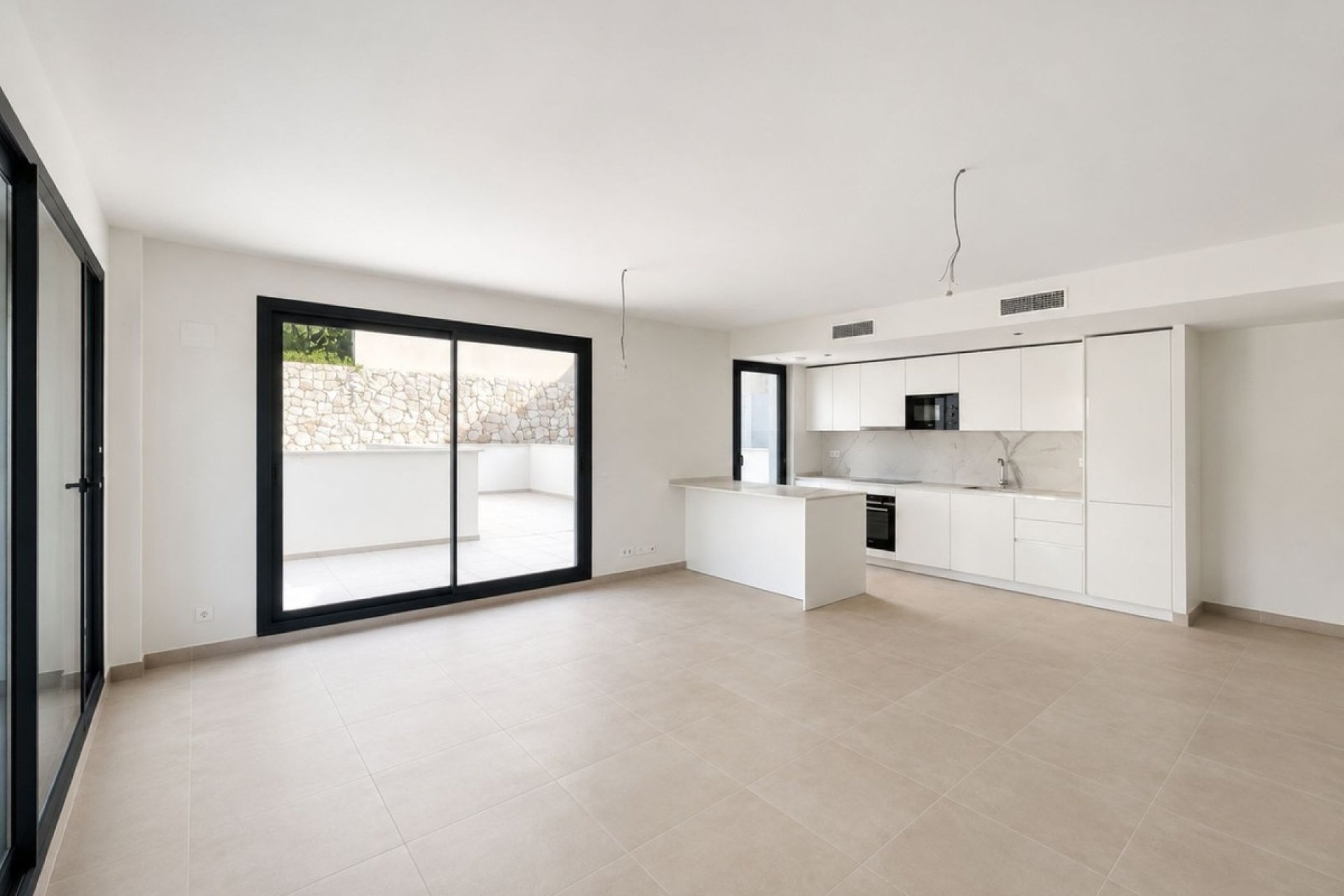 Resale - Apartment -
Benalmádena - Costa del Sol