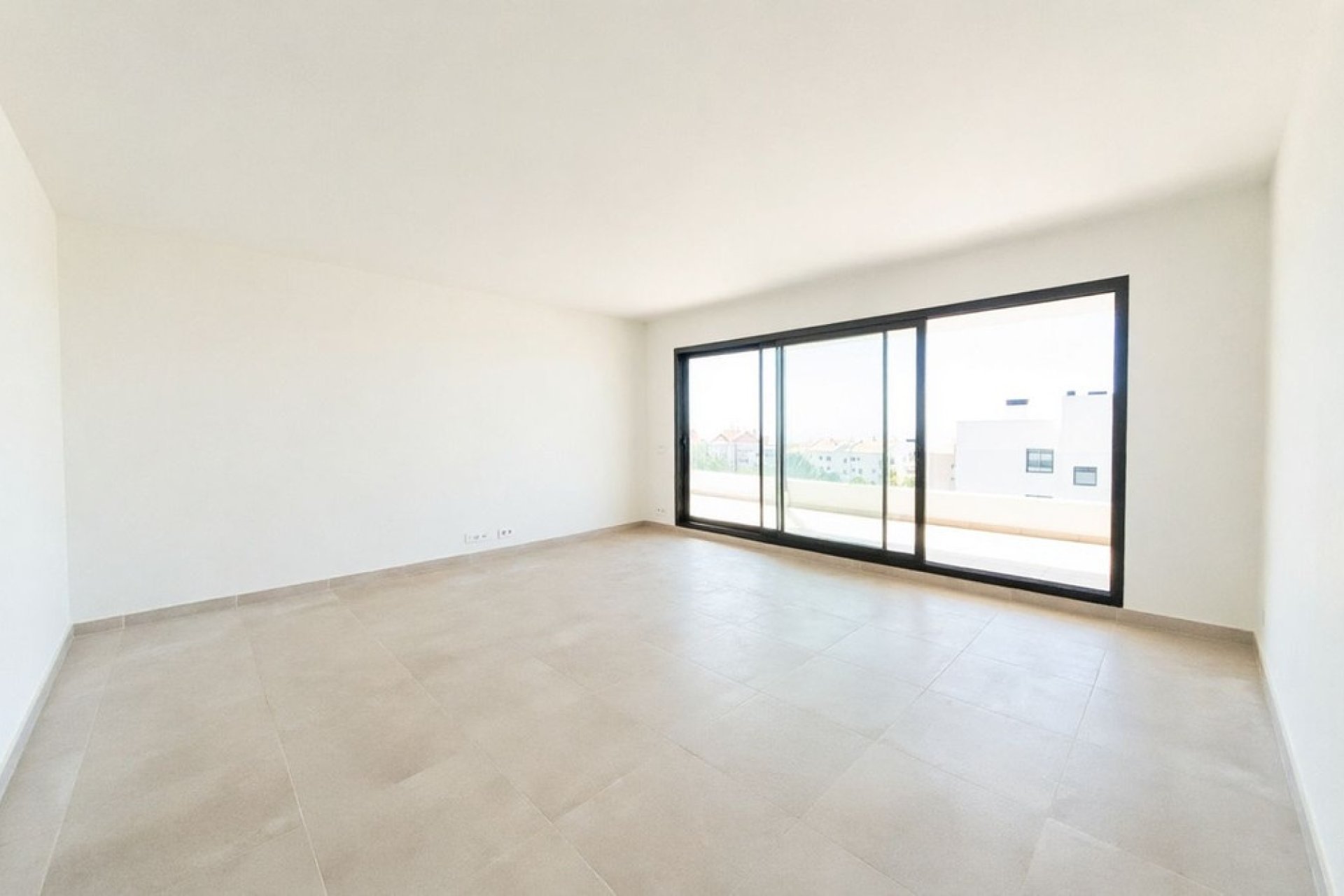 Resale - Apartment -
Benalmádena - Costa del Sol