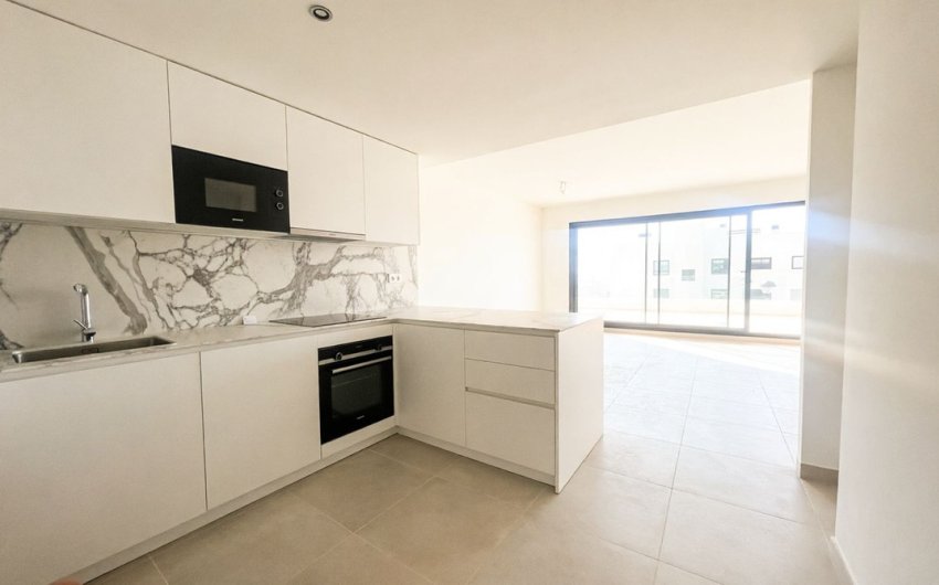 Resale - Apartment -
Benalmádena - Costa del Sol
