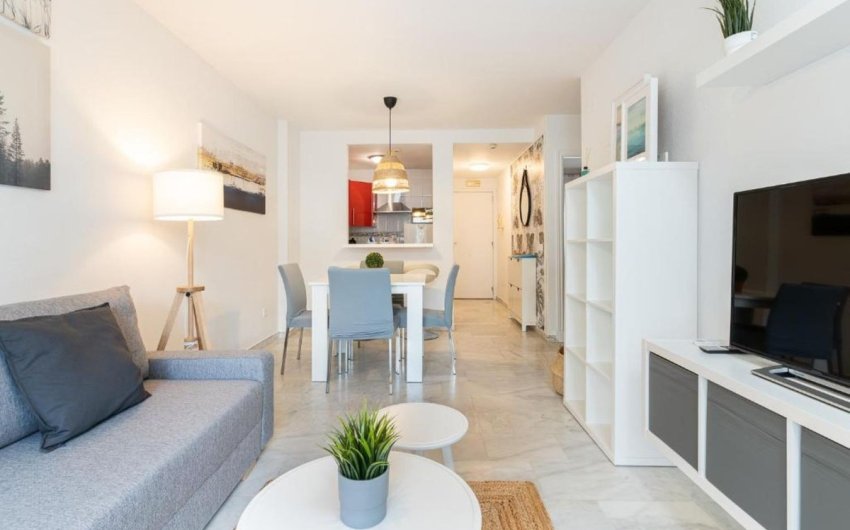 Resale - Apartment -
Benalmádena - Costa del Sol