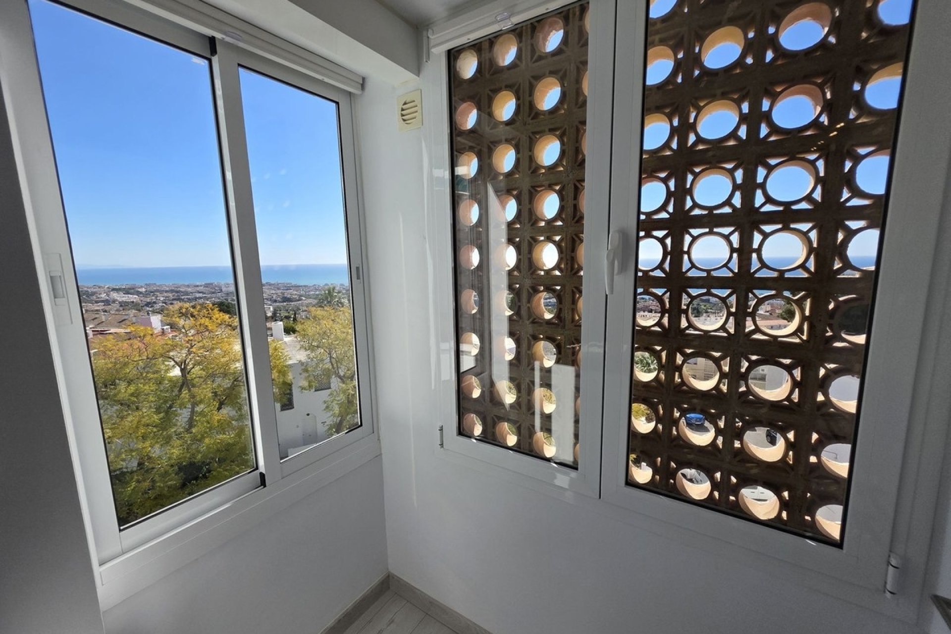 Resale - Apartment -
Benalmadena Pueblo - Inland
