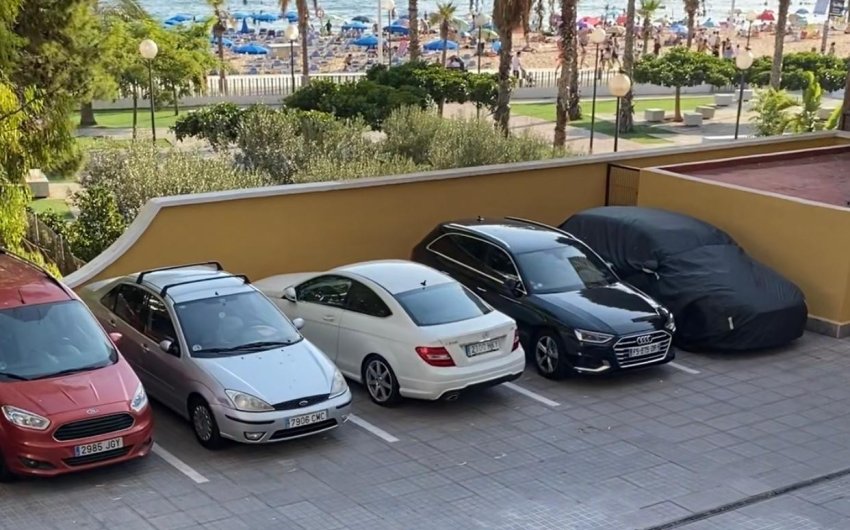 Resale - Apartment -
Benidorm - 1ª Linea De Playa