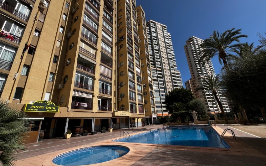 Resale - Apartment -
Benidorm - Levante