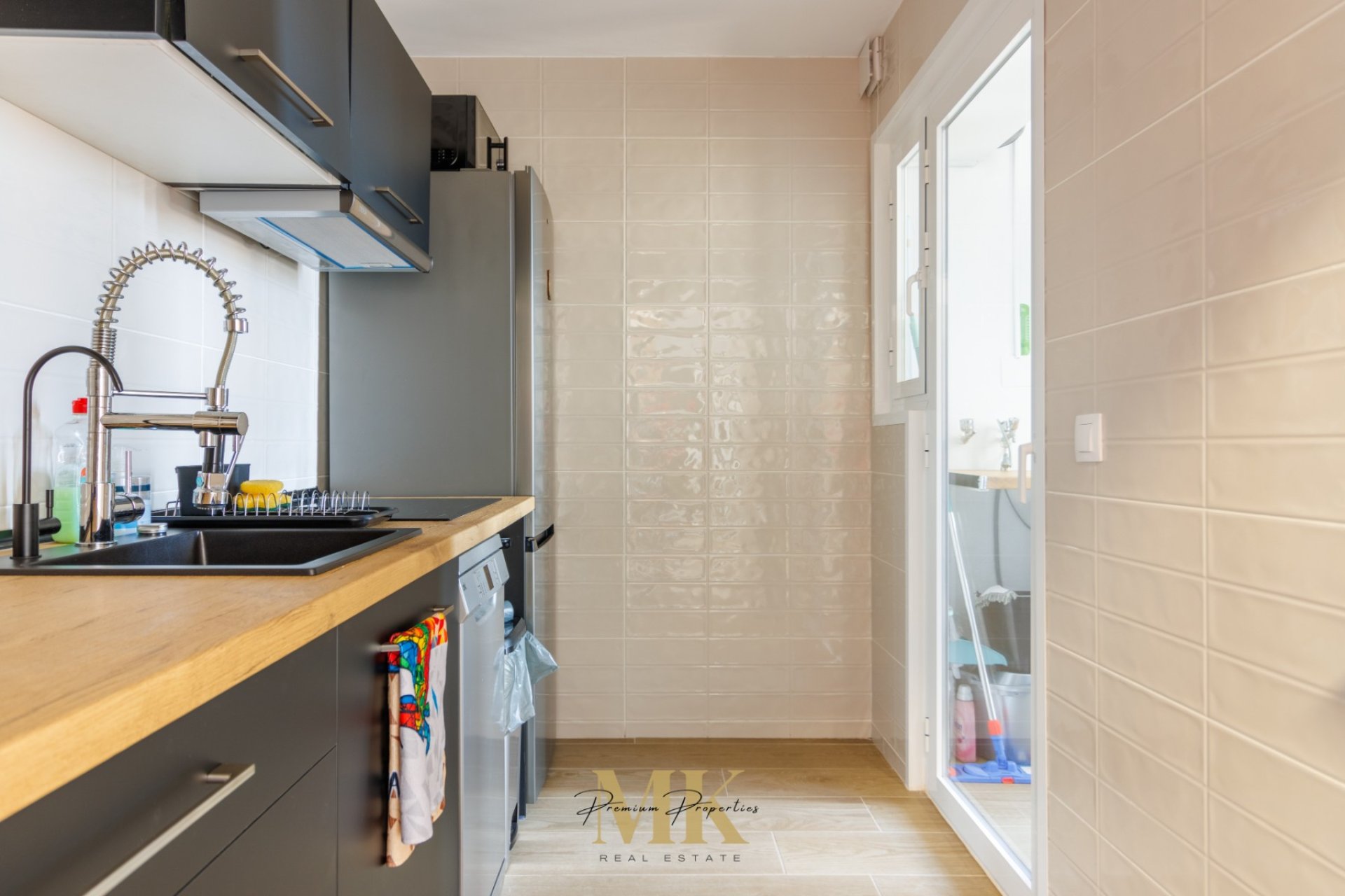 Resale - Apartment -
Benidorm - Levante