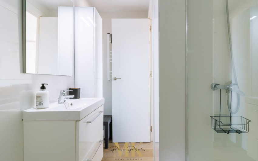 Resale - Apartment -
Benidorm - Levante