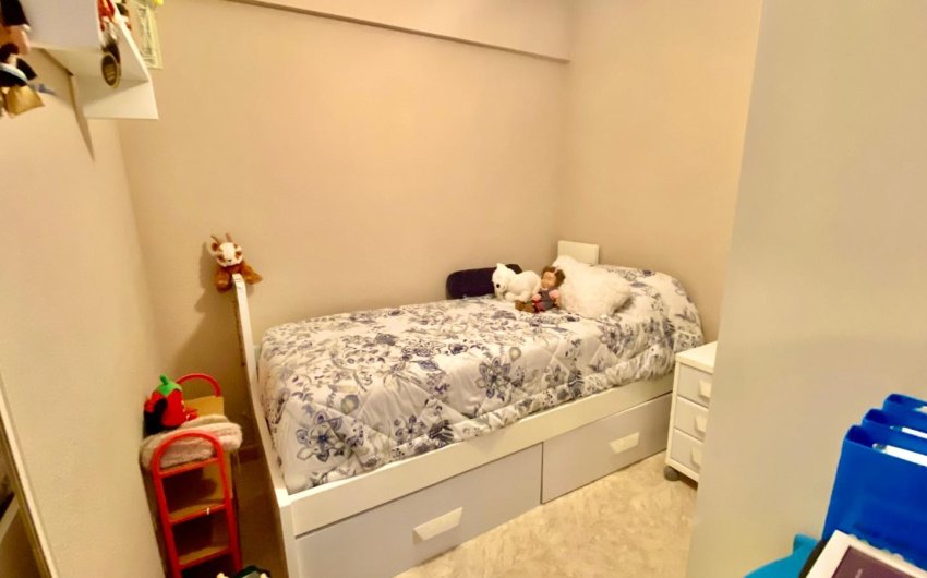 Resale - Apartment -
Benidorm - Levante