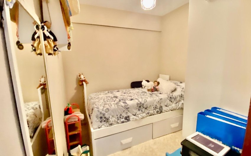 Resale - Apartment -
Benidorm - Levante