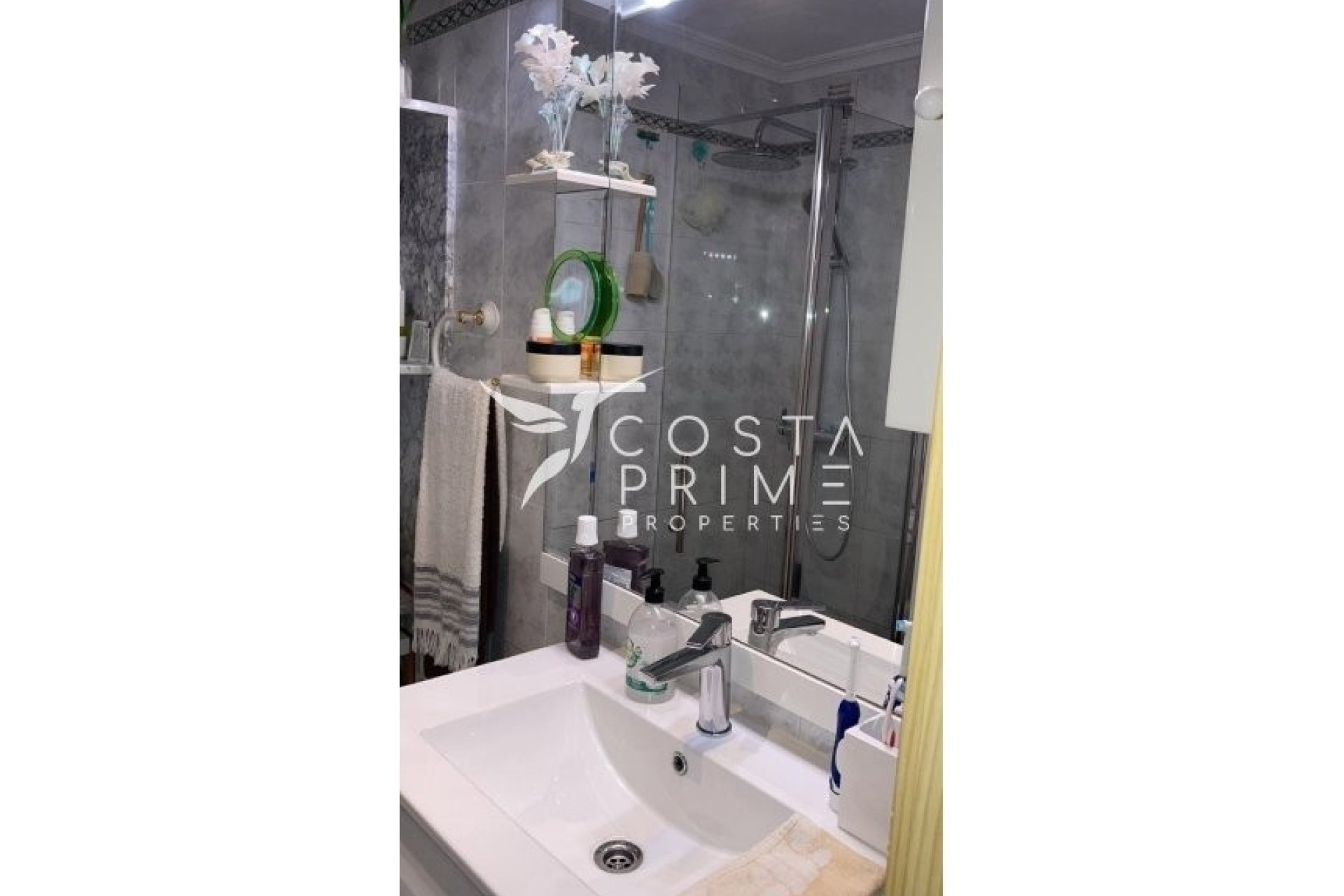 Resale - Apartment -
Benidorm - Poniente