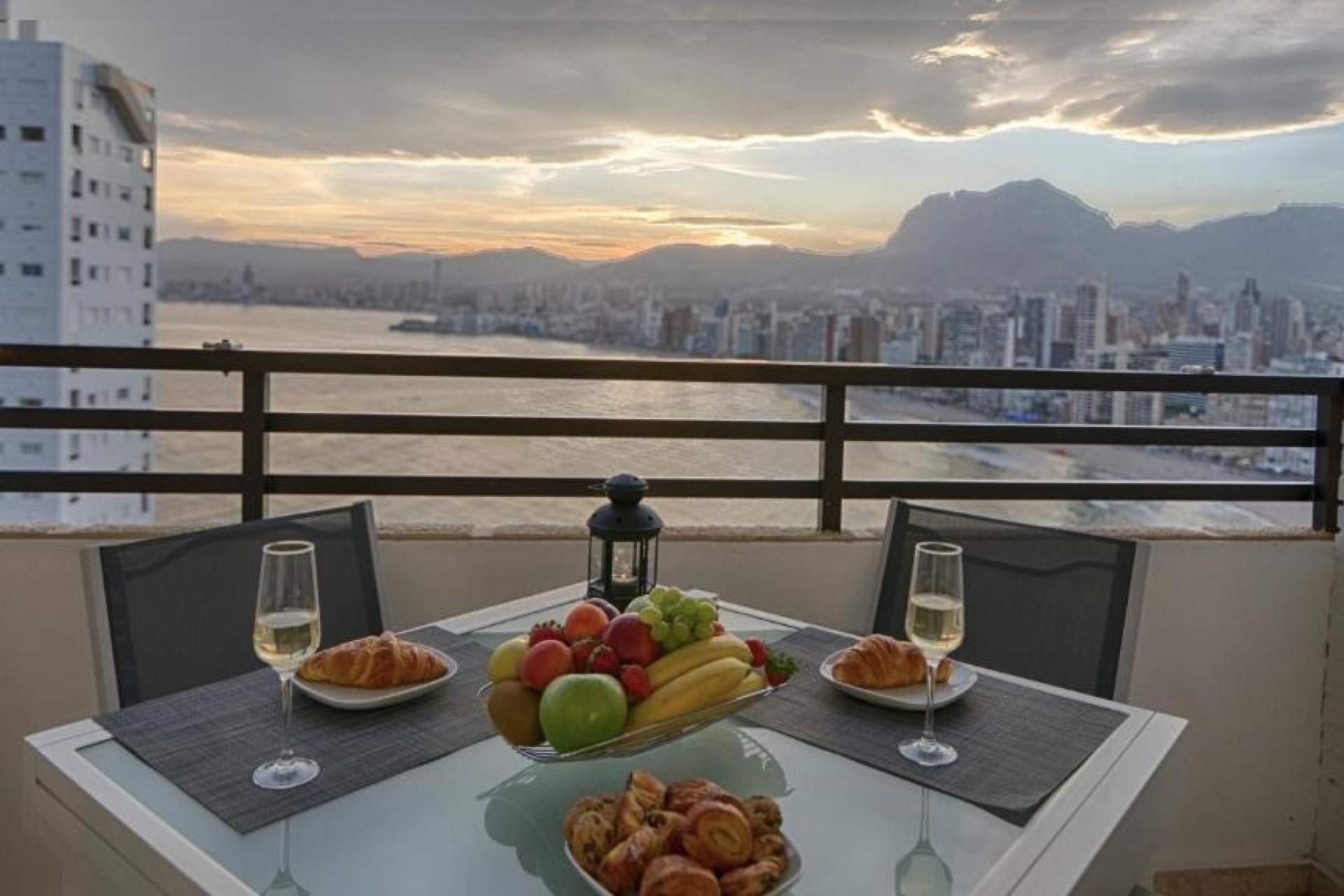 Resale - Apartment -
Benidorm - Rincón de Loix