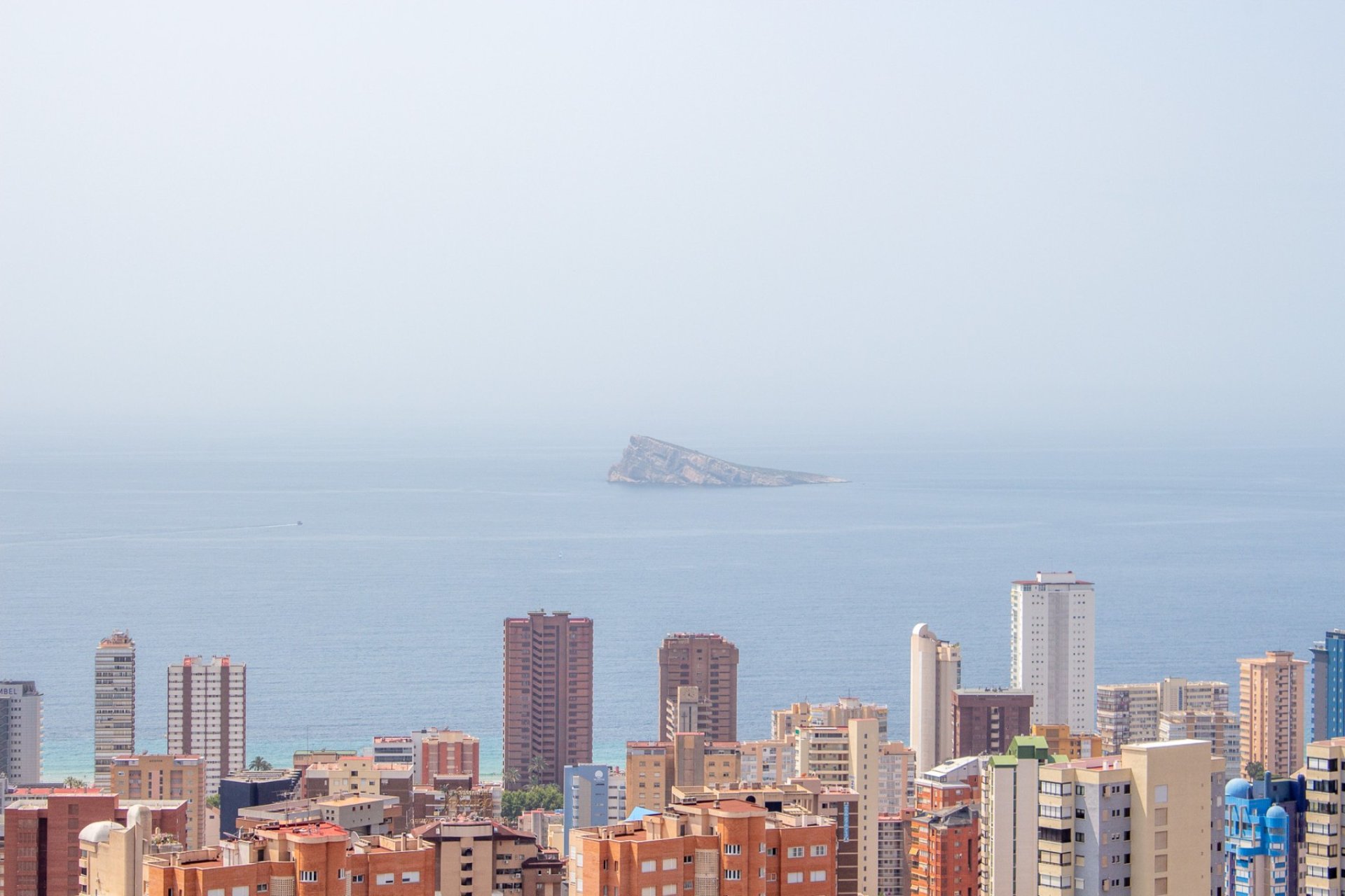 Resale - Apartment -
Benidorm