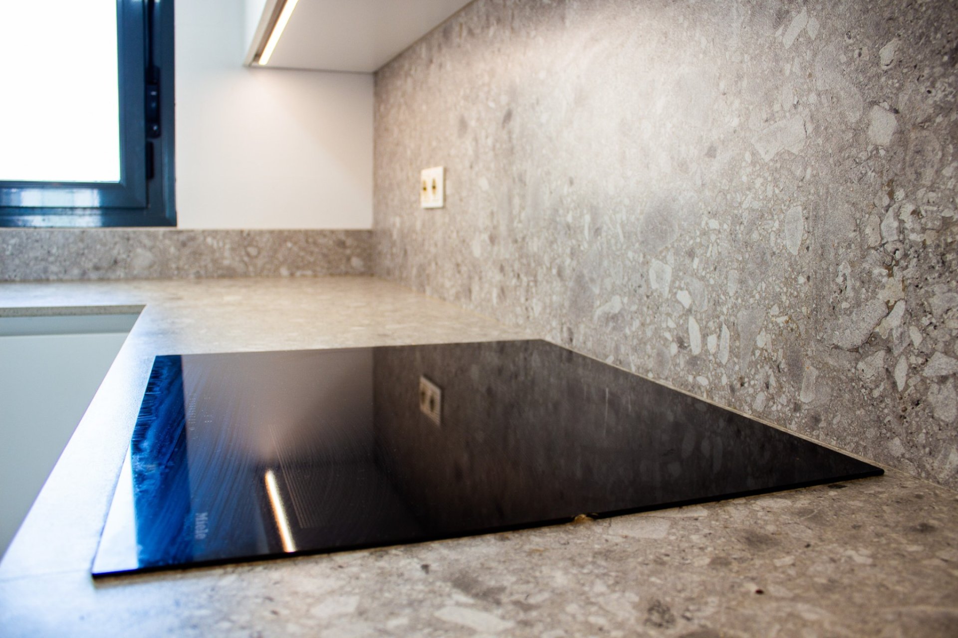 Resale - Apartment -
Benidorm