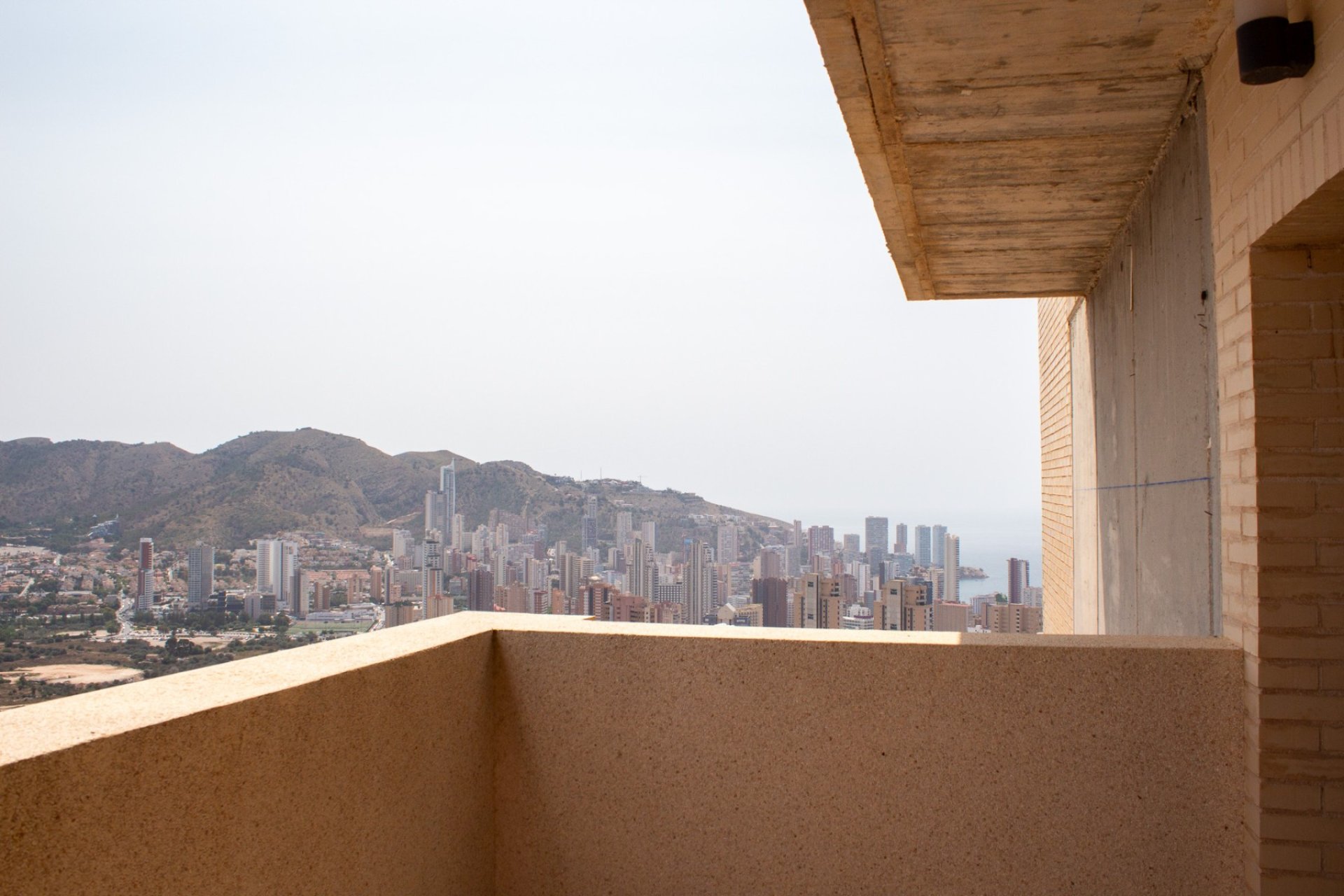 Resale - Apartment -
Benidorm