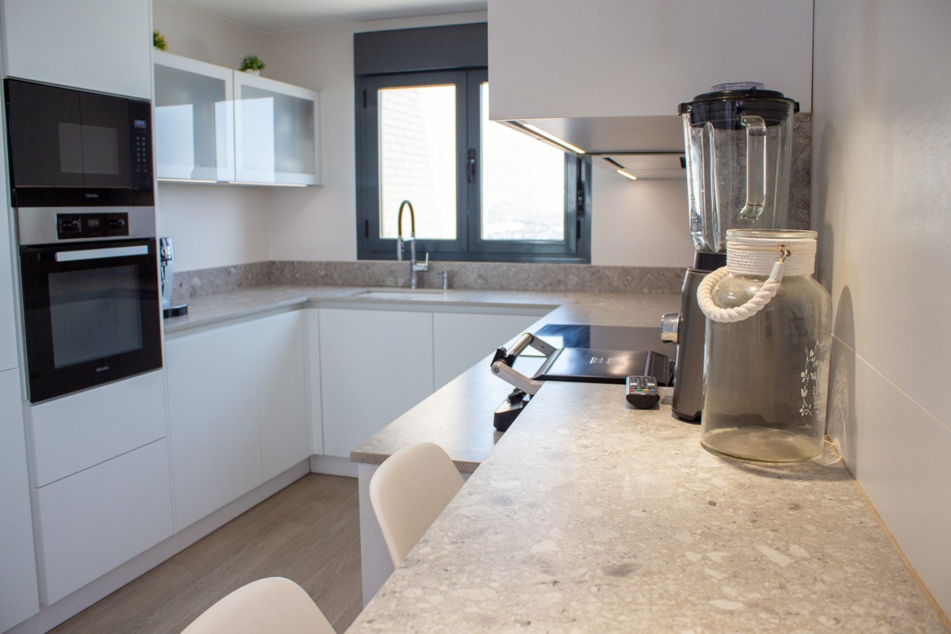 Resale - Apartment -
Benidorm