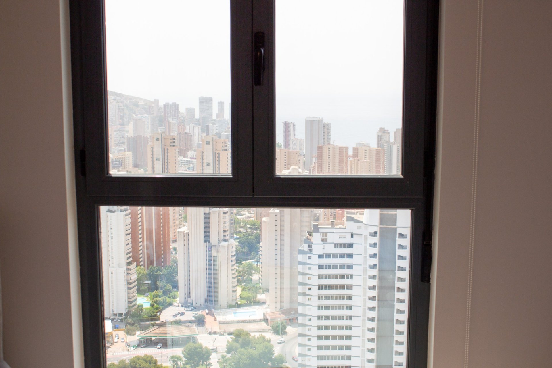 Resale - Apartment -
Benidorm