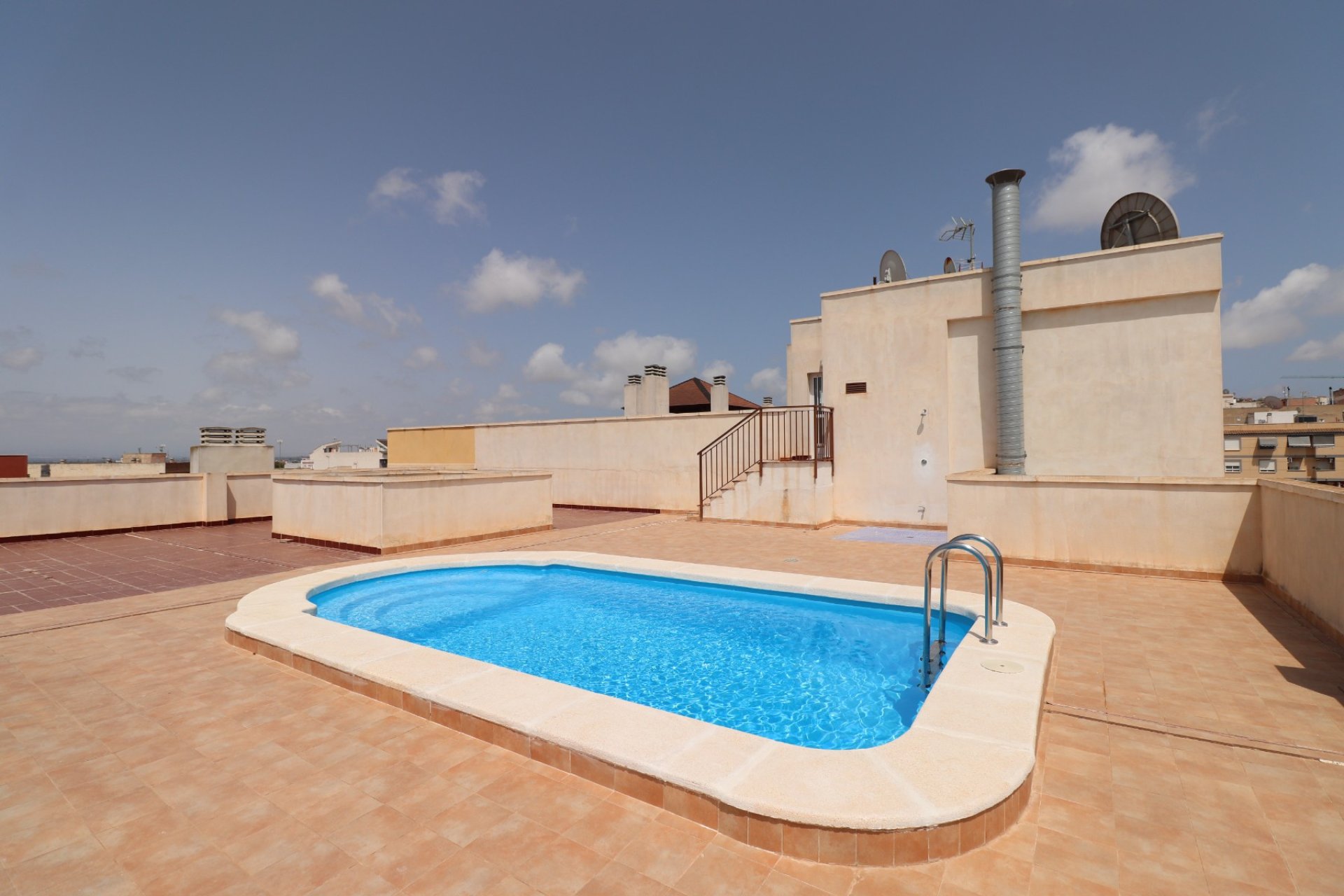 Resale - Apartment -
Benijofar