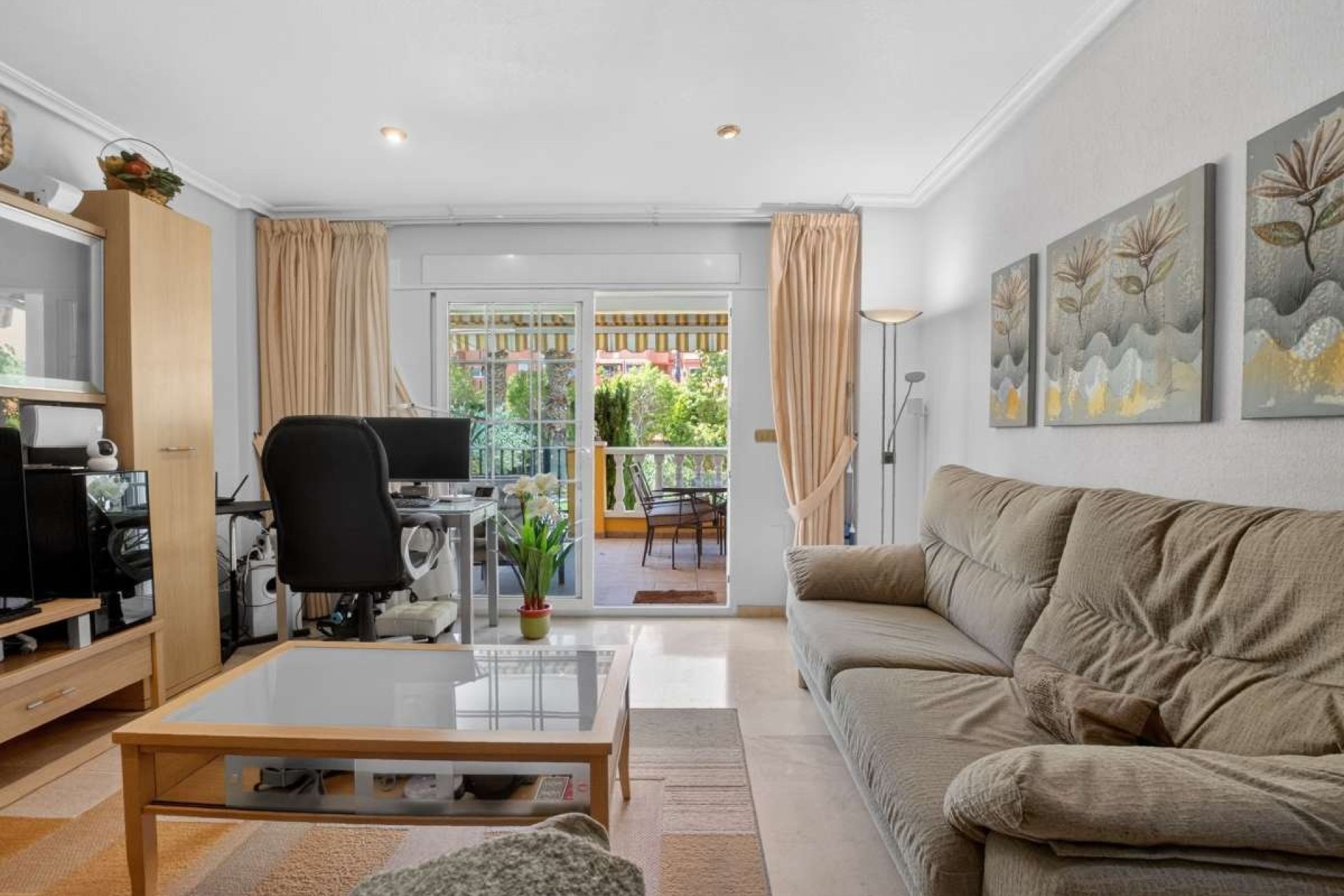 Resale - Apartment -
Cabo Roig - Costa Blanca