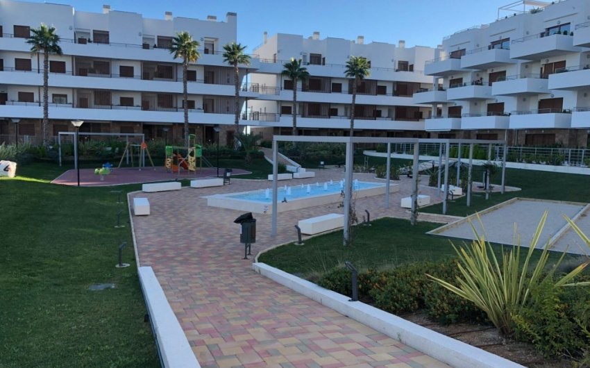 Resale - Apartment -
Cabo Roig - Costa Blanca