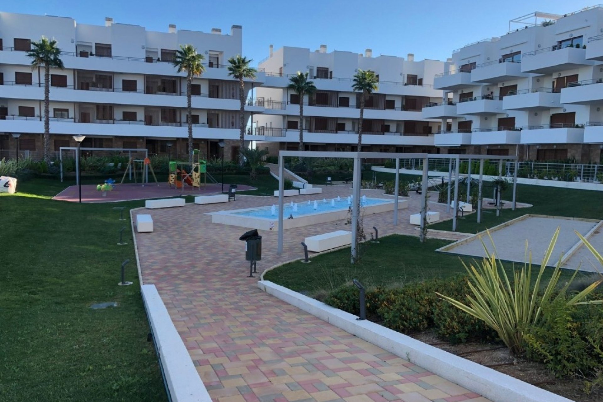 Resale - Apartment -
Cabo Roig - Costa Blanca