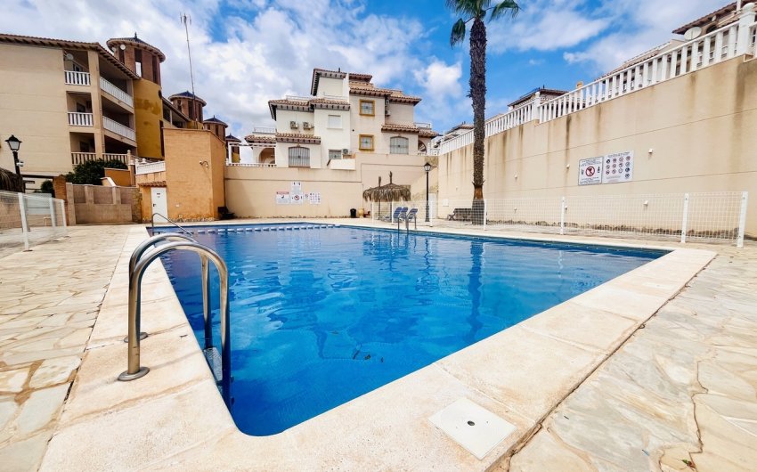 Resale - Apartment -
Cabo Roig - Costa Blanca
