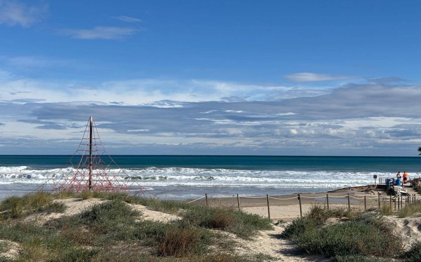 Resale - Apartment -
Cabo Roig - Costa Blanca