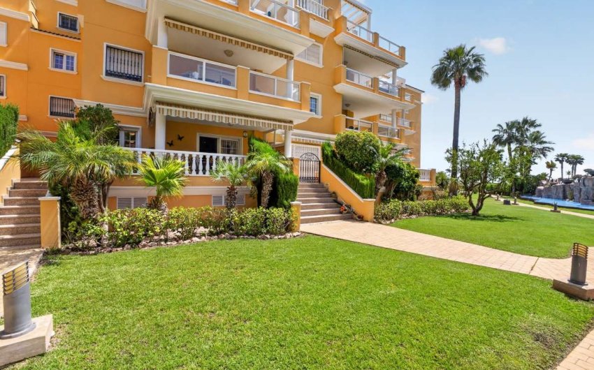 Resale - Apartment -
Cabo Roig - Costa Blanca